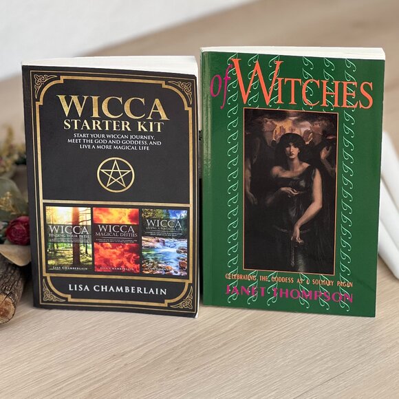 Wiccan Bundle of 2 Books: Wicca Starter Kit -Chamberlain & Of Witches -Thompson - Picture 1 of 16